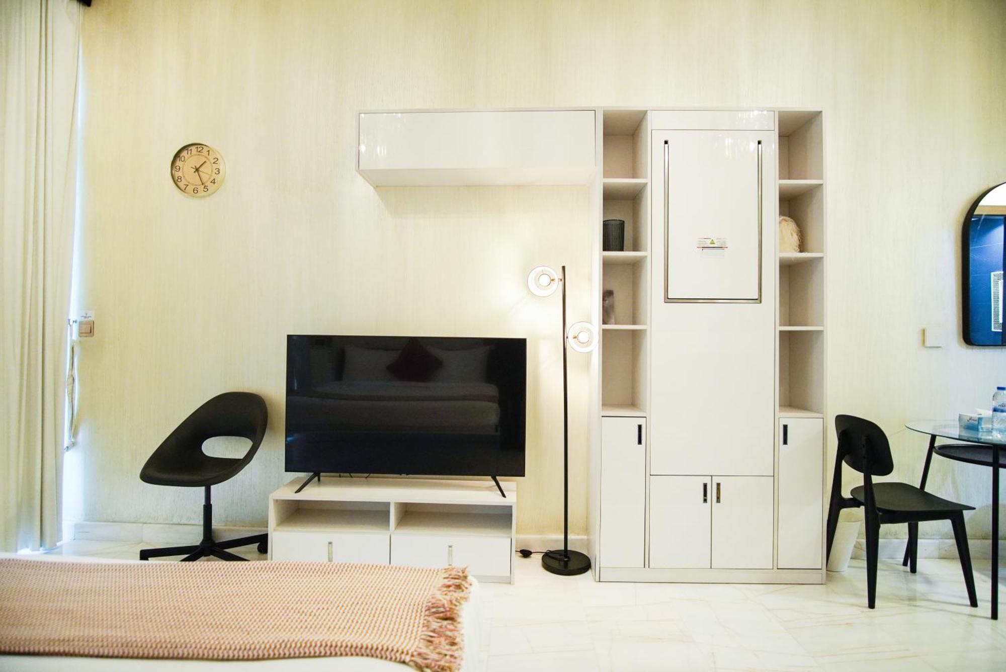 Luxury Studio Bayz By Danube Business Bay Marasi Drive Dubai Apartment Dubai